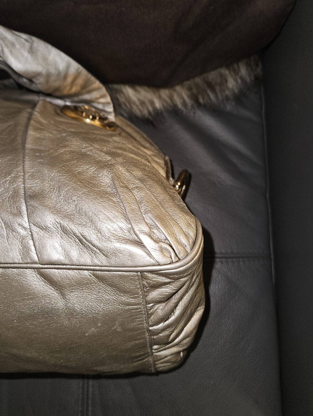 Gucci Metallic Silver Leather Large Hysteria Top Handle Bag - Picture 9 of 11